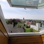 - Dachgeschoss Schmuckstueck Appartement